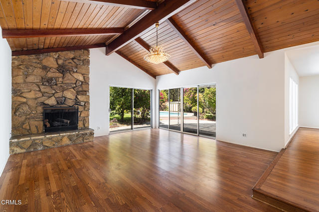 11215 Lull Street, Sun Valley CA: https://media.crmls.org/mediaz/c75834b7-d3d7-4b28-8b82-a6ae52b56772.jpg