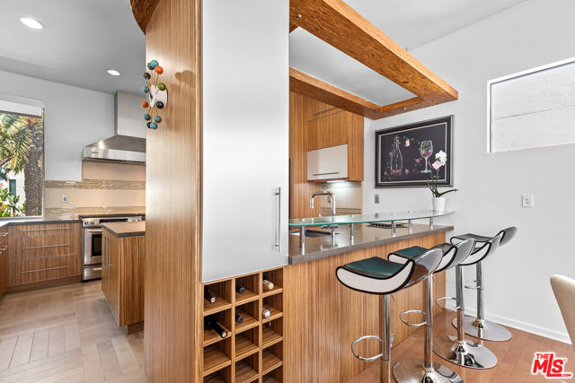 12936 Discovery, Los Angeles CA: https://media.crmls.org/mediaz/c7597cd3-1470-4669-897a-e83f1aa647ed.jpg