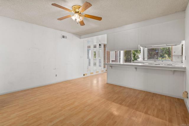 Detail Gallery Image 7 of 54 For 602 Fresca St, Solana Beach,  CA 92075 - 4 Beds | 2 Baths