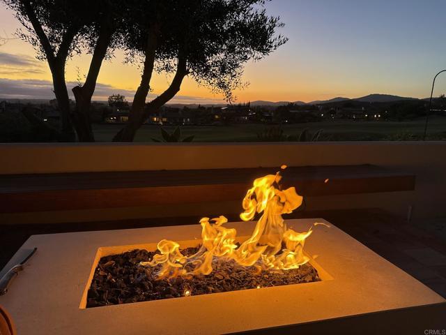 Detail Gallery Image 5 of 37 For 8134 Santaluz Village Green N., San Diego,  CA 92127 - 3 Beds | 3 Baths