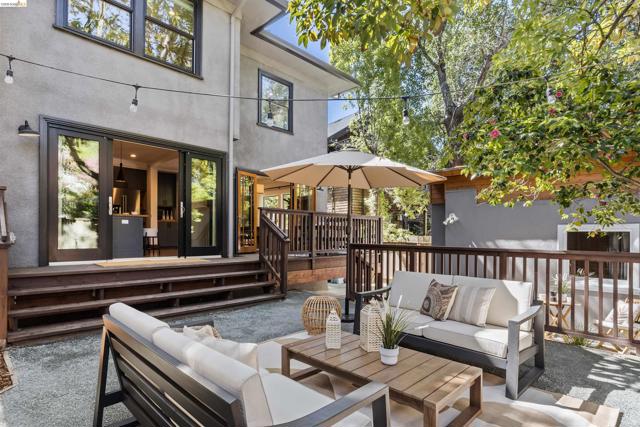 Image 23 of 41 For 3208 Claremont Ave