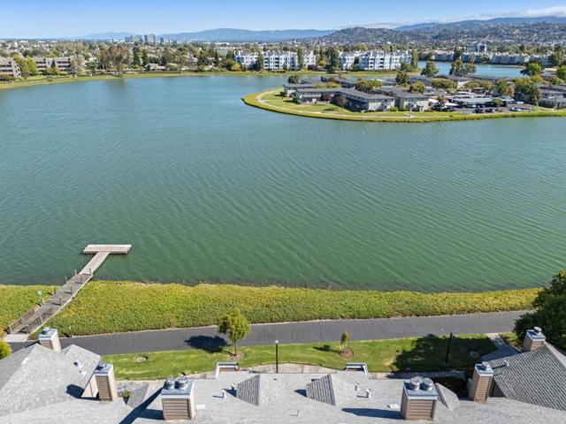 2309 Vista Del Mar, San Mateo CA: https://media.crmls.org/mediaz/c75a6ad1-d278-497e-bb3e-b0f07bcd5689.jpg