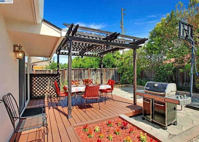 38790 Blacow Road, Fremont CA: https://media.crmls.org/mediaz/c75c7de9-e6a2-4607-bc42-0b5889cd5bde.jpg