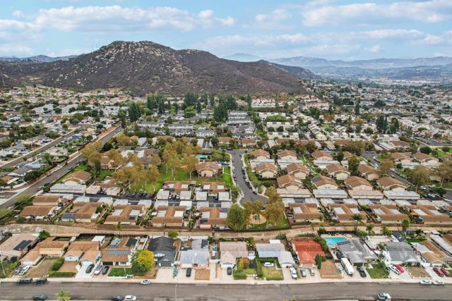 10220 Princess Sarit Way, Santee CA: https://media.crmls.org/mediaz/c75d9417-d2de-4e0d-b71a-d594812966b7.jpg