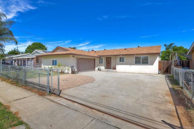 Detail Gallery Image 2 of 25 For 924 Daisy St, Escondido,  CA 92027 - 3 Beds | 2 Baths