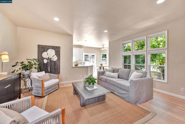 48 Sterling Way, Lafayette CA: https://media.crmls.org/mediaz/c7606797-7ba9-466e-a16a-1599501bf4e8.jpg