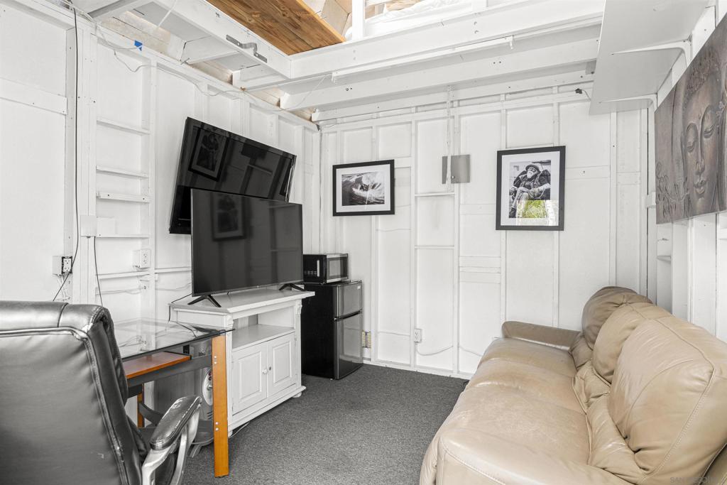 2810 Madison - photo 20