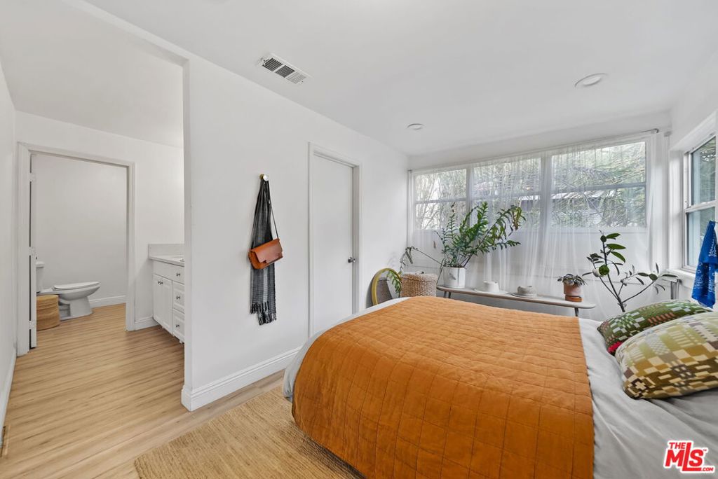 MLS #25625493 image #14