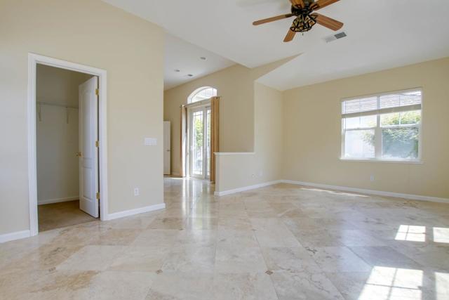 334 Paseo Gularte, San Juan Bautista CA: https://media.crmls.org/mediaz/c762ef2b-9895-48f5-a12e-f77705a42d7b.jpg