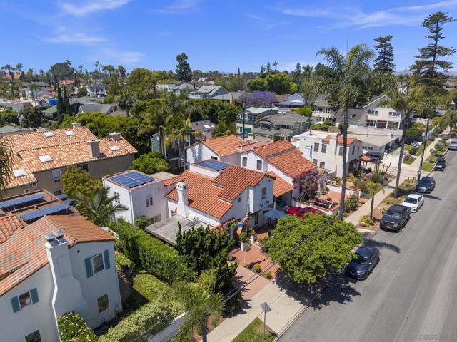 1434 5th Street, Coronado CA: https://media.crmls.org/mediaz/c76394ce-3e39-4635-8f98-9ec670027716.jpg