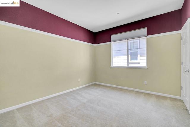 2743 Cathedral Cir, Brentwood CA: https://media.crmls.org/mediaz/c7642119-4428-4d49-8e90-046b18838a12.jpg