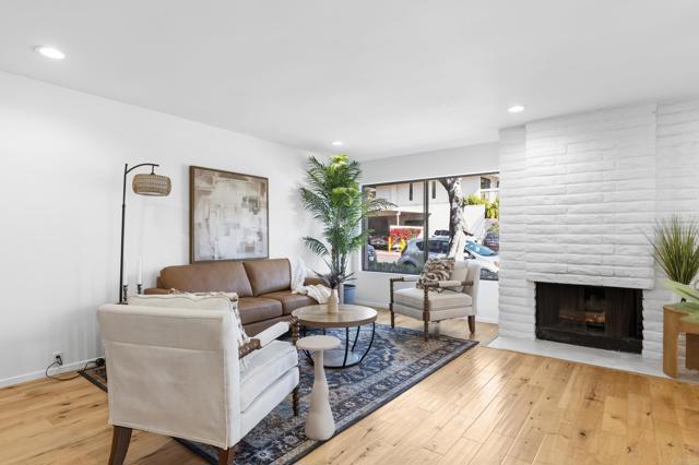 Detail Gallery Image 5 of 51 For 3851 Camino Lindo, –,  CA 92122 - 3 Beds | 2/1 Baths