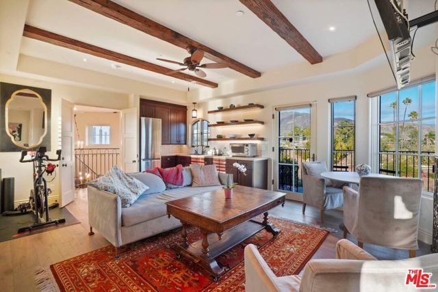 29549 Harvester Road, Malibu CA: https://media.crmls.org/mediaz/c765a398-9561-4be4-9781-7fa5dff00afa.jpg