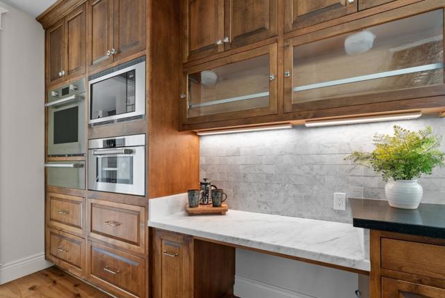 40 S Circle Drive, Santa Cruz CA: https://media.crmls.org/mediaz/c765bf65-4815-43cc-85cb-d4cceb002ec3.jpg