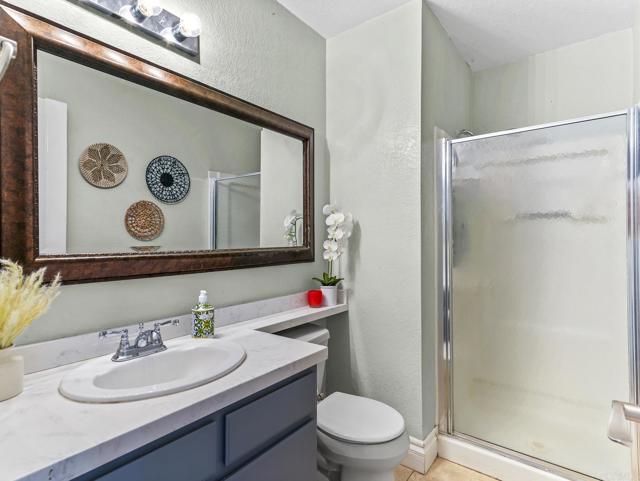 1216 Woodview Drive, Oceanside CA: https://media.crmls.org/mediaz/c7663375-1d1e-45e4-b17e-b1b18092ff0e.jpg