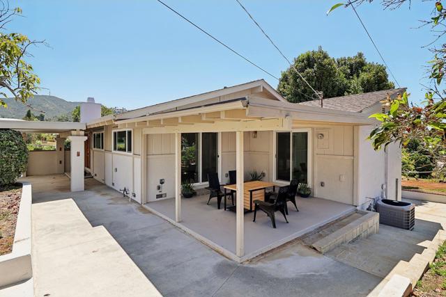 Detail Gallery Image 33 of 69 For 1917 Friendly Dr, Vista,  CA 92084 - 4 Beds | 3 Baths