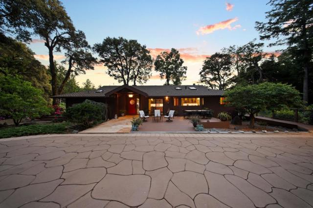 170 Fox Run, Los Gatos CA: https://media.crmls.org/mediaz/c7674658-2502-4733-941a-d84a47a93573.jpg