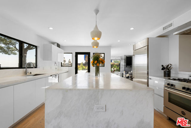 1962 Stradella Road, Los Angeles CA: https://media.crmls.org/mediaz/c767904d-0220-4aa8-b21a-b439ccb68814.jpg