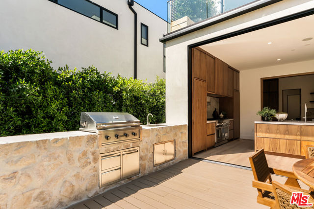 Drew Fenton | 1185 Mcclellan Drive Los Angeles CA | MLS: 7420887