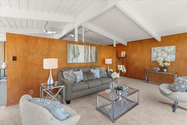 3469 Thomas Drive, Palo Alto CA: https://media.crmls.org/mediaz/c767e3bf-5899-4cce-af3f-a32e784f6430.jpg