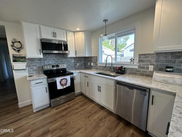 Detail Gallery Image 13 of 59 For 131 Halsey Way, Fort Bragg,  CA 95437 - 3 Beds | 2 Baths