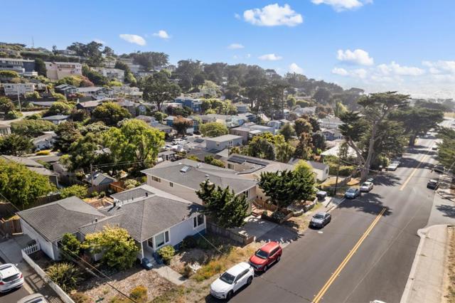 478 Paloma Avenue, Pacifica CA: https://media.crmls.org/mediaz/c7695aa5-721b-4da4-b5d4-4ba3c3f95e8a.jpg