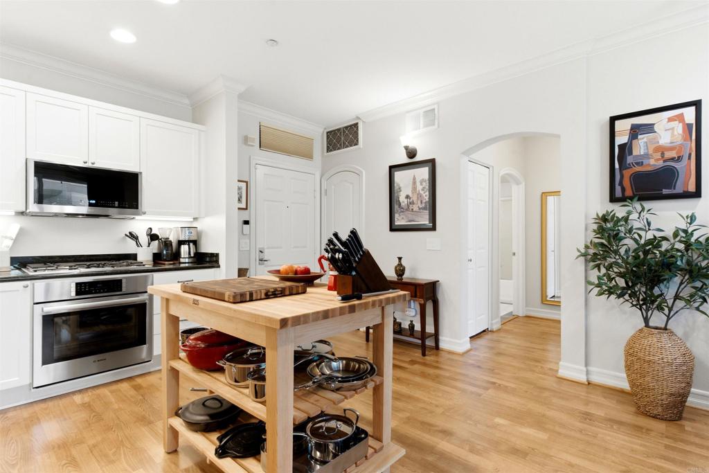 525 11th Avenue - photo 10