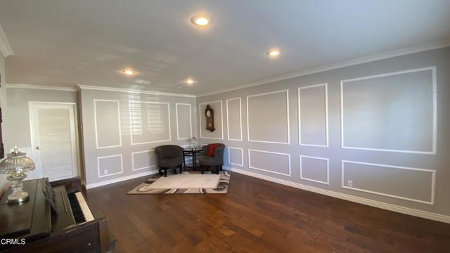 Detail Gallery Image 4 of 10 For 379 Mackay Ave, Ventura,  CA 93004 - 3 Beds | 2 Baths