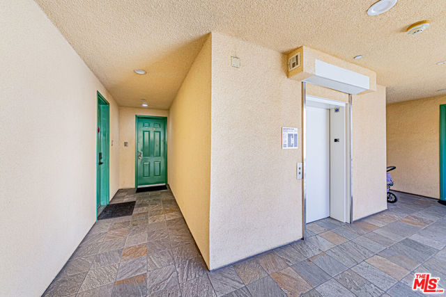 3061 W 12th Place, Los Angeles CA: https://media.crmls.org/mediaz/c76bc1ce-0c5b-4045-b0c0-51bbc7d7191f.jpg