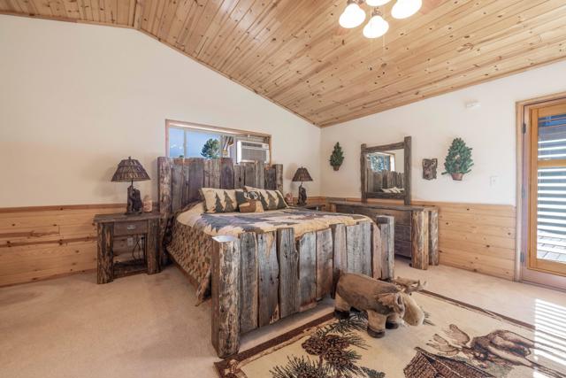 1239 E Alpinview Drive, Big Bear CA: https://media.crmls.org/mediaz/c76c05bd-c6ff-485d-82ff-905ff51cef18.jpg