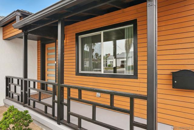 4817 Lyon St, San Diego CA: https://media.crmls.org/mediaz/c76c0bd4-188e-4300-af14-702aa8315c06.jpg
