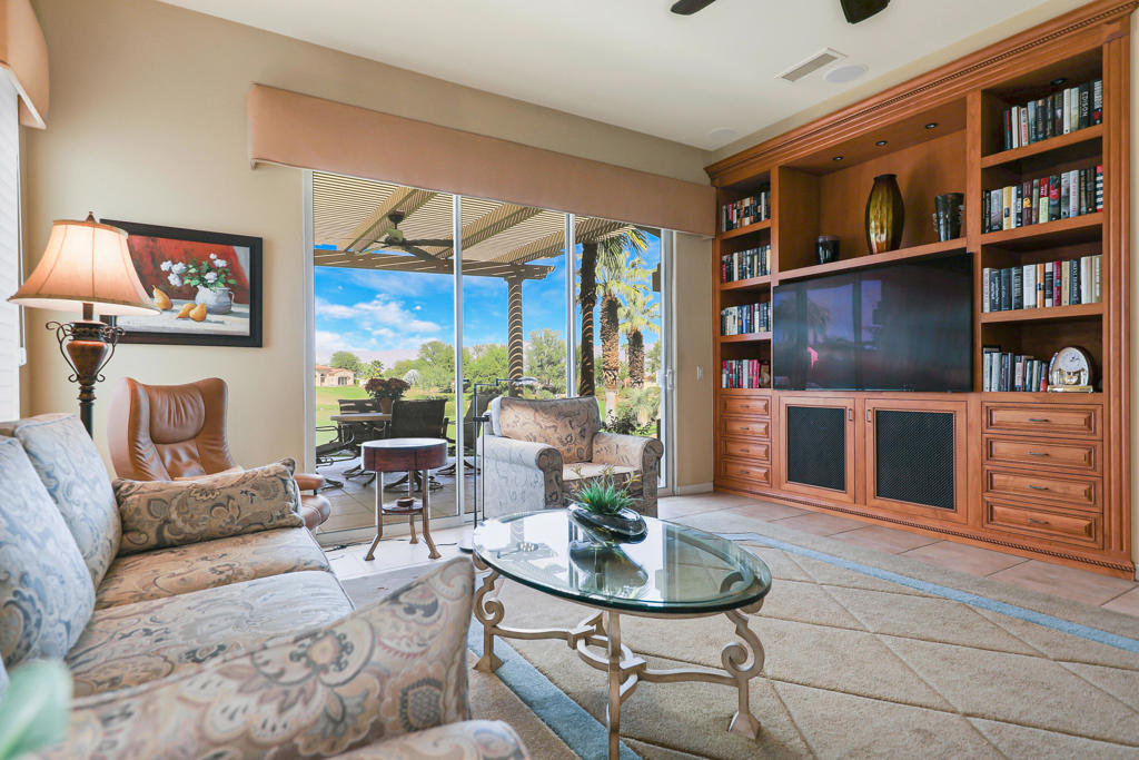MLS #219137367DA image #10