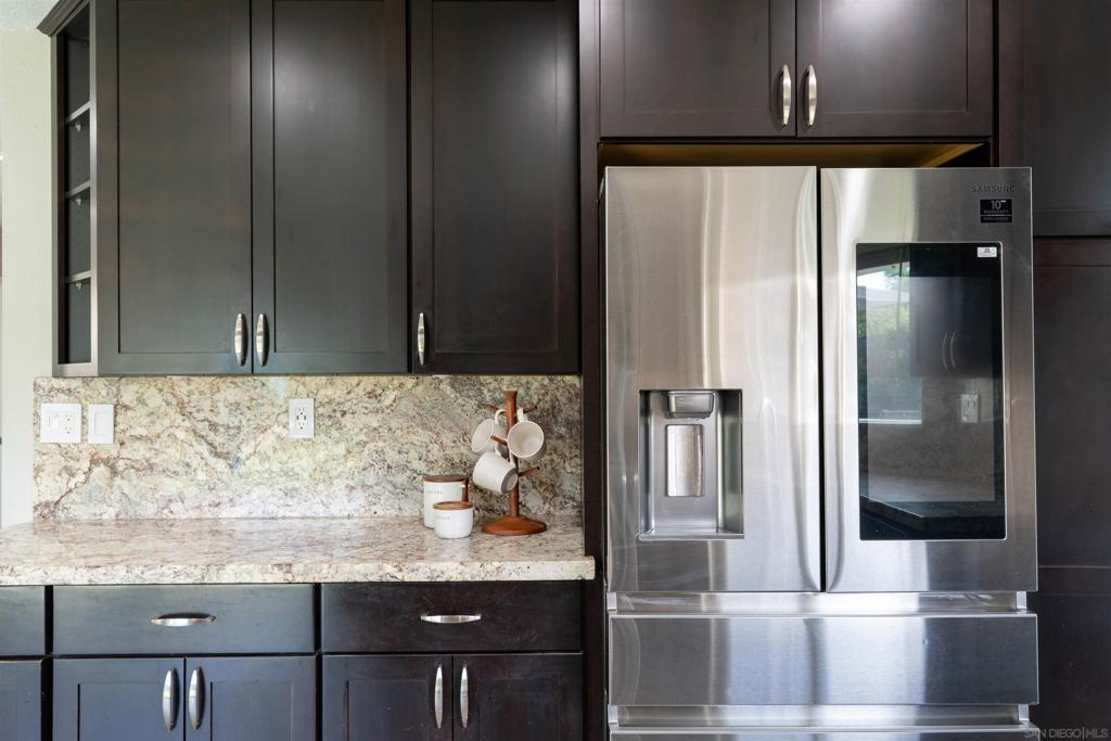 MLS #250041516SD image #10