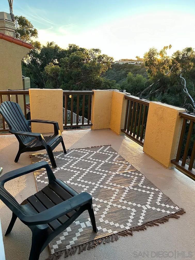 MLS #250035817SD img 4