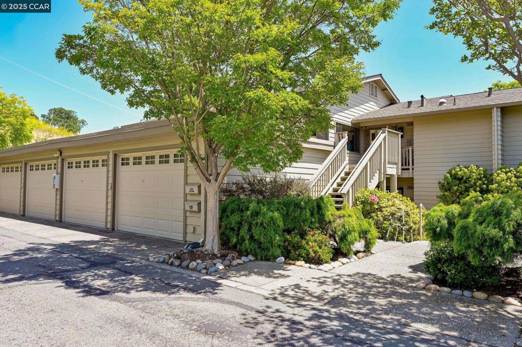 1458 Stanley Dollar Dr. #2B