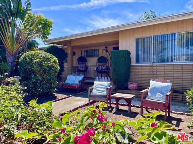 3704 W 111th Place, Inglewood CA: https://media.crmls.org/mediaz/c76db5ce-c63b-4808-b245-f05b36bf9490.jpg