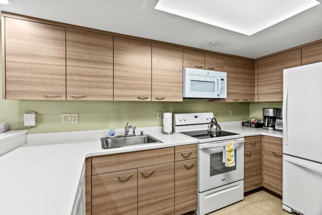 16 Seascape Resort Drive, Aptos CA: https://media.crmls.org/mediaz/c76ef54f-0950-4d43-813f-05f3e4749d79.jpg