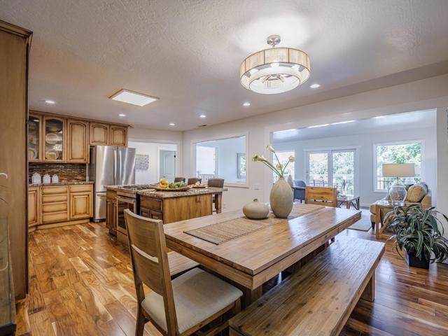 609 Encino Drive, Aptos CA: https://media.crmls.org/mediaz/c76fb932-eac3-46f4-be3c-c99b28e93138.jpg