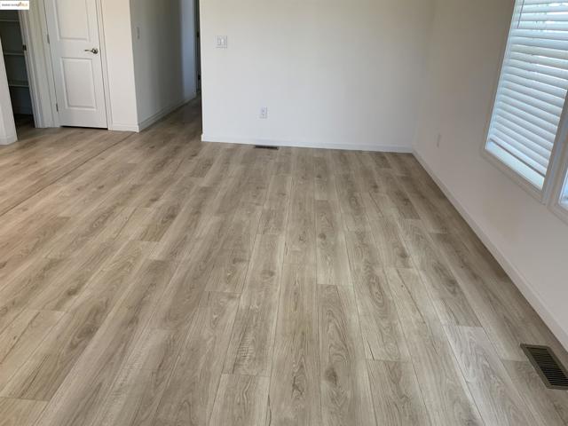 46 Palm Dr., Pittsburg CA: https://media.crmls.org/mediaz/c76fd805-01f7-4500-bb58-eea5e6ded356.jpg