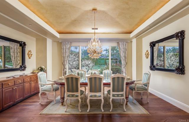 4843 La Jacaranda, Rancho Santa Fe CA: https://media.crmls.org/mediaz/c7746700-2563-4a8d-9834-1a77d3973e77.jpg