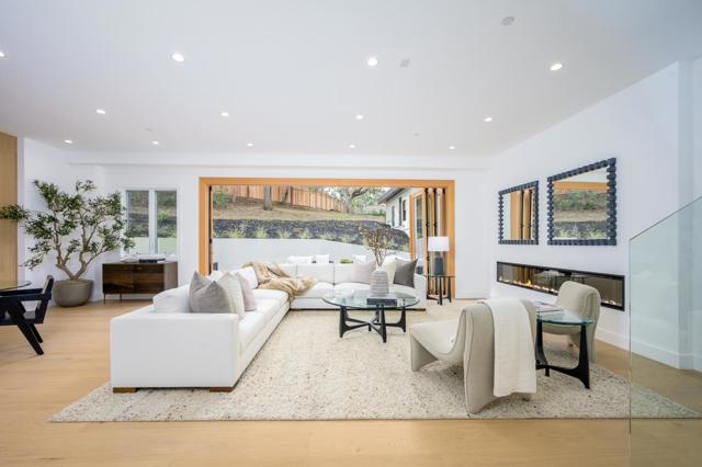 601 Joandra Court, Los Altos CA: https://media.crmls.org/mediaz/c77487fb-8c9a-4379-874e-7866d66b22d7.jpg