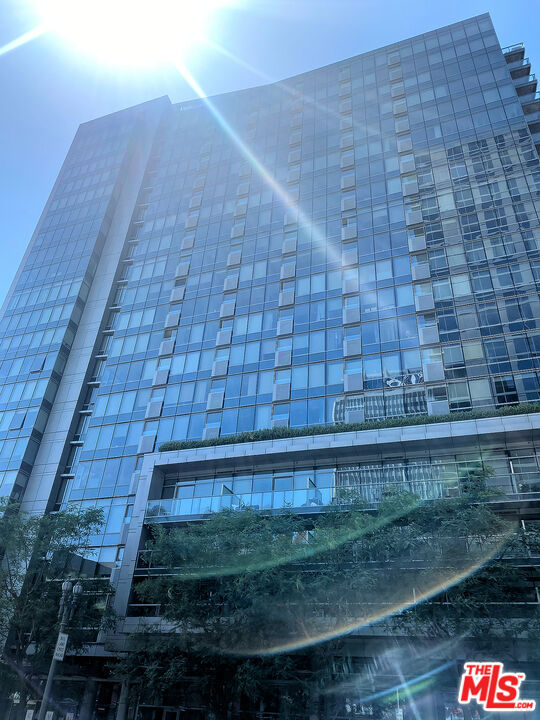 1155 S GRAND Avenue 418, Los Angeles, CA 90015