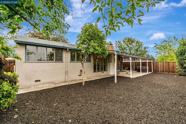 3119 Meadowbrook Dr, Concord CA: https://media.crmls.org/mediaz/c774f52d-a182-49f1-8898-a14d59df1b8d.jpg