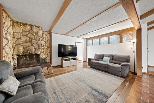 1562 Arequipa Street, San Diego CA: https://media.crmls.org/mediaz/c7755ef0-6825-40cb-b189-c59e0b42f211.jpg