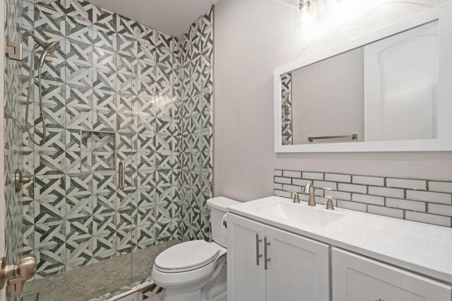 51204 Mystic Tyme Drive, Indio CA: https://media.crmls.org/mediaz/c776035f-3ac4-4df8-8b7a-e3140048a4ad.jpg