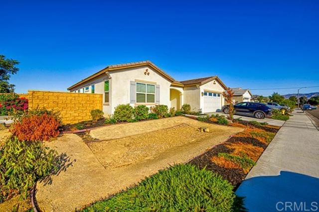 Detail Gallery Image 1 of 21 For 27055 Madison Ct, Hemet,  CA 92544 - 4 Beds | 2 Baths