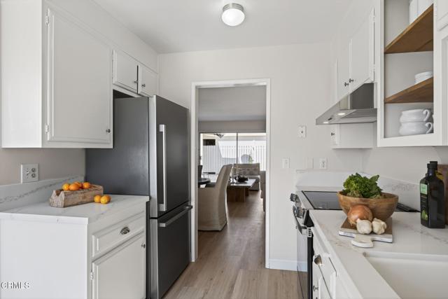 Detail Gallery Image 18 of 67 For 135 E Fiesta Gr, Port Hueneme,  CA 93041 - 3 Beds | 2 Baths