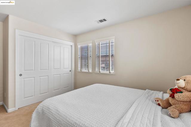 115 Tennyson Ct, Discovery Bay CA: https://media.crmls.org/mediaz/c777c9d2-2148-42a2-8342-b7d750f25a93.jpg