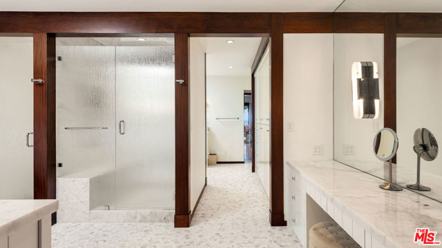 7221 Birdview Avenue, Malibu CA: https://media.crmls.org/mediaz/c7797e21-cde1-41e5-a766-858982ec79b6.jpg