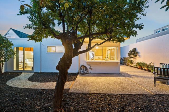 1393 Sydney Drive, Sunnyvale CA: https://media.crmls.org/mediaz/c77ab905-3a23-4906-bc53-6e041082b316.jpg